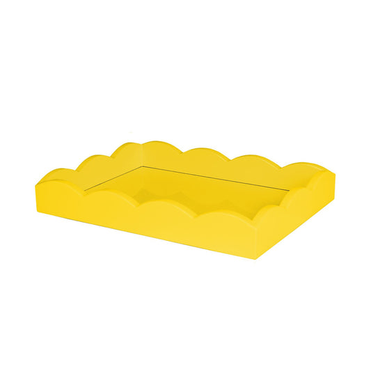 Gelbes kleines lackiertes Tablett mit Wellenschliff